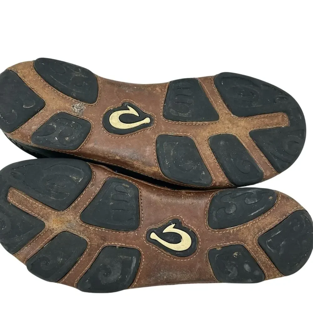 OluKai Moloa Slip On Loafer Black Leather Grip Sole Shoe